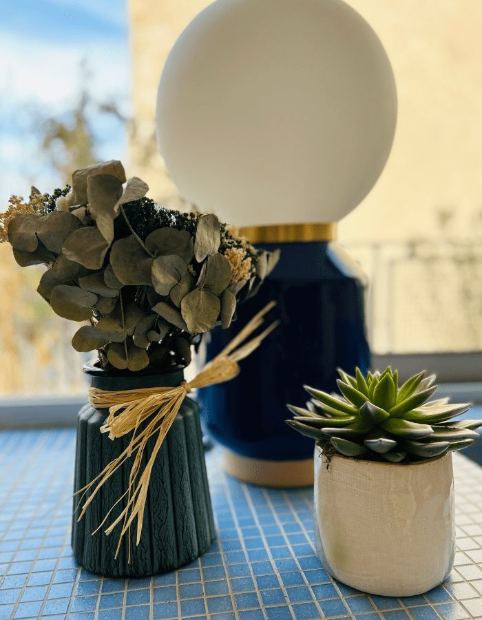 Plants and decorative sculpture at the centre